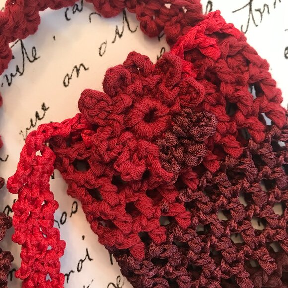 Crossbody SHADES OF RED CELL PHONE HOLDER Handmade by Me - Picture 2 of 8